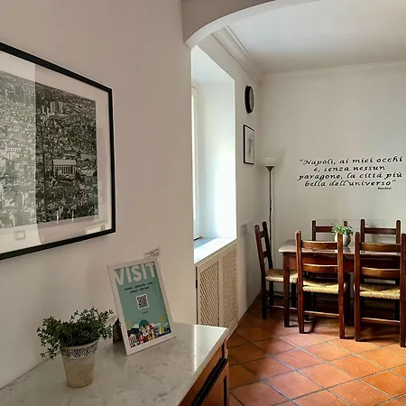 Palazzo Rota Panzió Nápoly